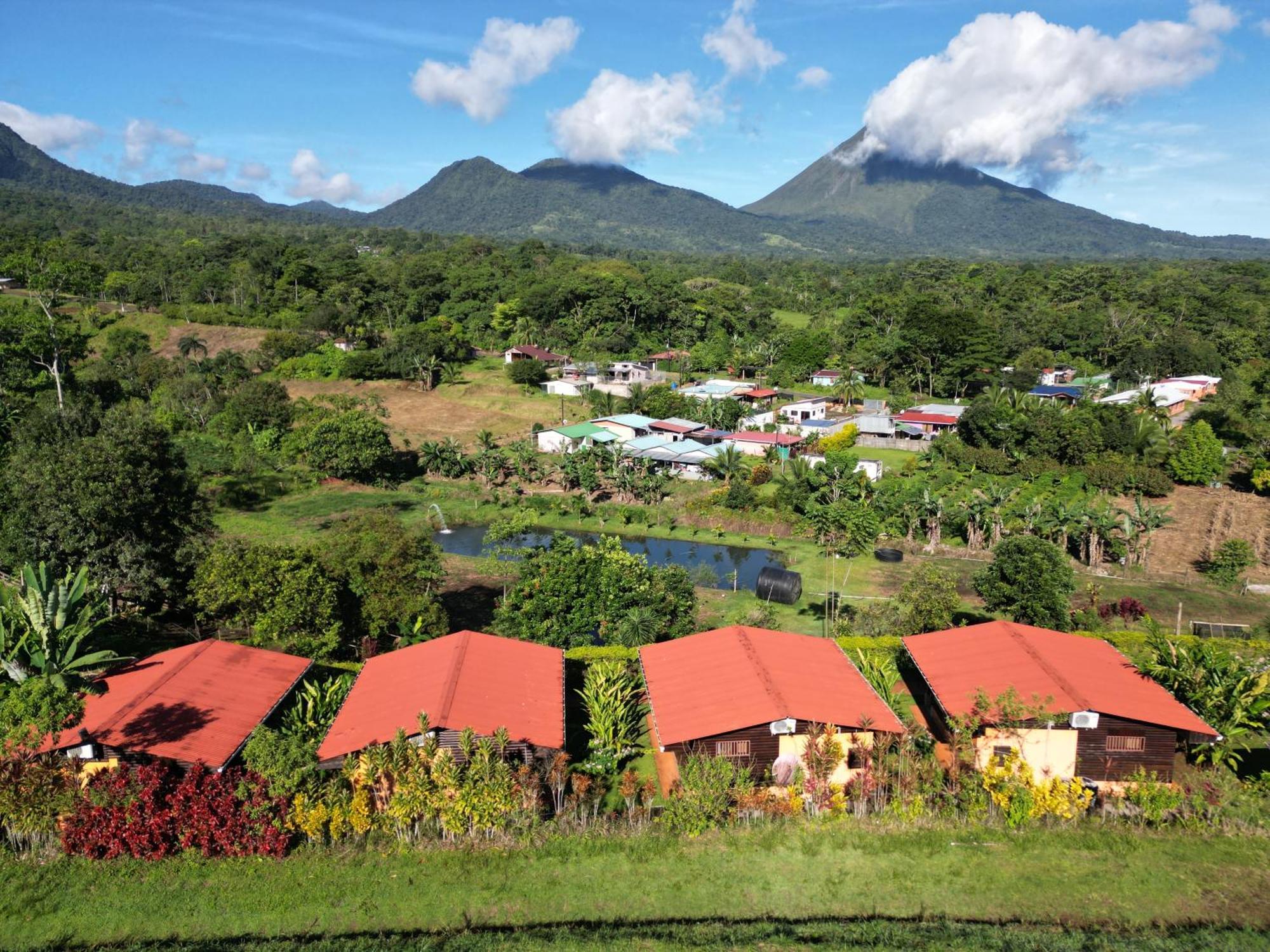 Cabanas Suenos Del Arenal La Fortuna Екстериор снимка